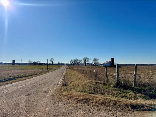 $515,000 | 5120 Southwest 10th Street, Columbus, KS 66725