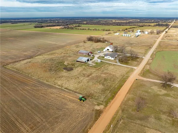 $505,000 | 5120 Southwest 10th Street, Columbus, KS 66725