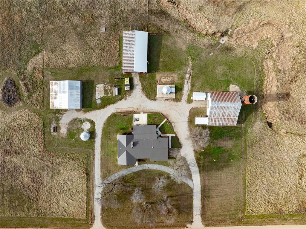 5120 Southwest 10th Street Columbus, KS 66725 - Photo 67 of 69