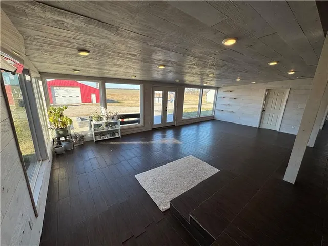 $515,000 | 5120 Southwest 10th Street, Columbus, KS 66725