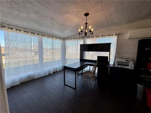 $515,000 | 5120 Southwest 10th Street, Columbus, KS 66725