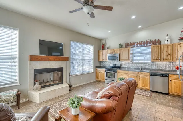 $1,454,000 | 948 County Road 314, Llano, TX 78643