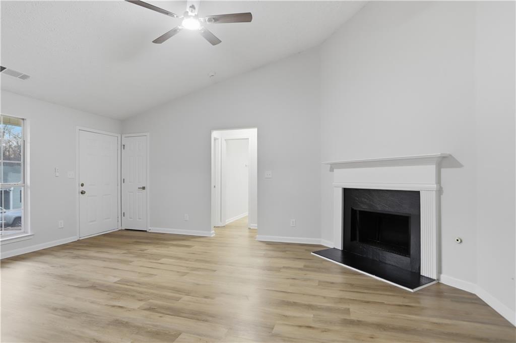 5798 Creekside Drive Rex, GA 30273 - Photo 3 of 16