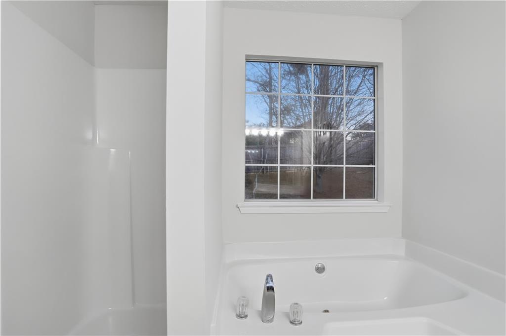 5798 Creekside Drive Rex, GA 30273 - Photo 9 of 16