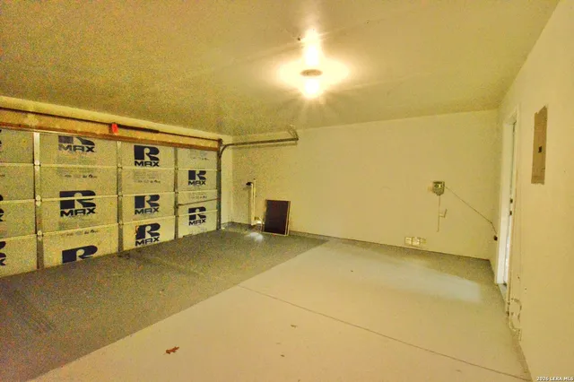 $1,950 | 25907 Torch Lily, San Antonio, TX 78260