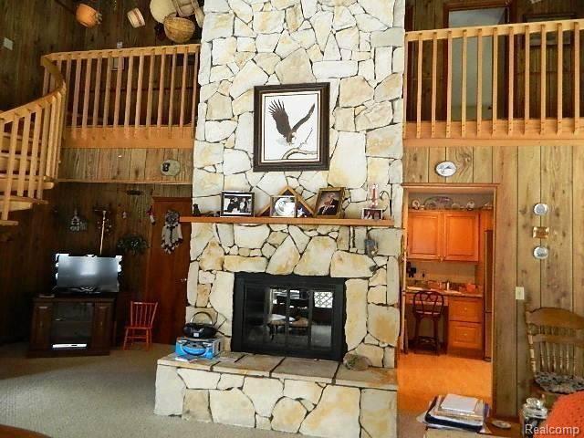 2420 Lannen Road Howell, MI 48855 - Photo 10 of 21 10-GRT RM FP.JPG