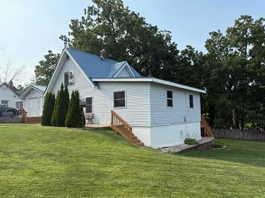 $225,000 | 300 West Main Street, Montfort, WI 53569