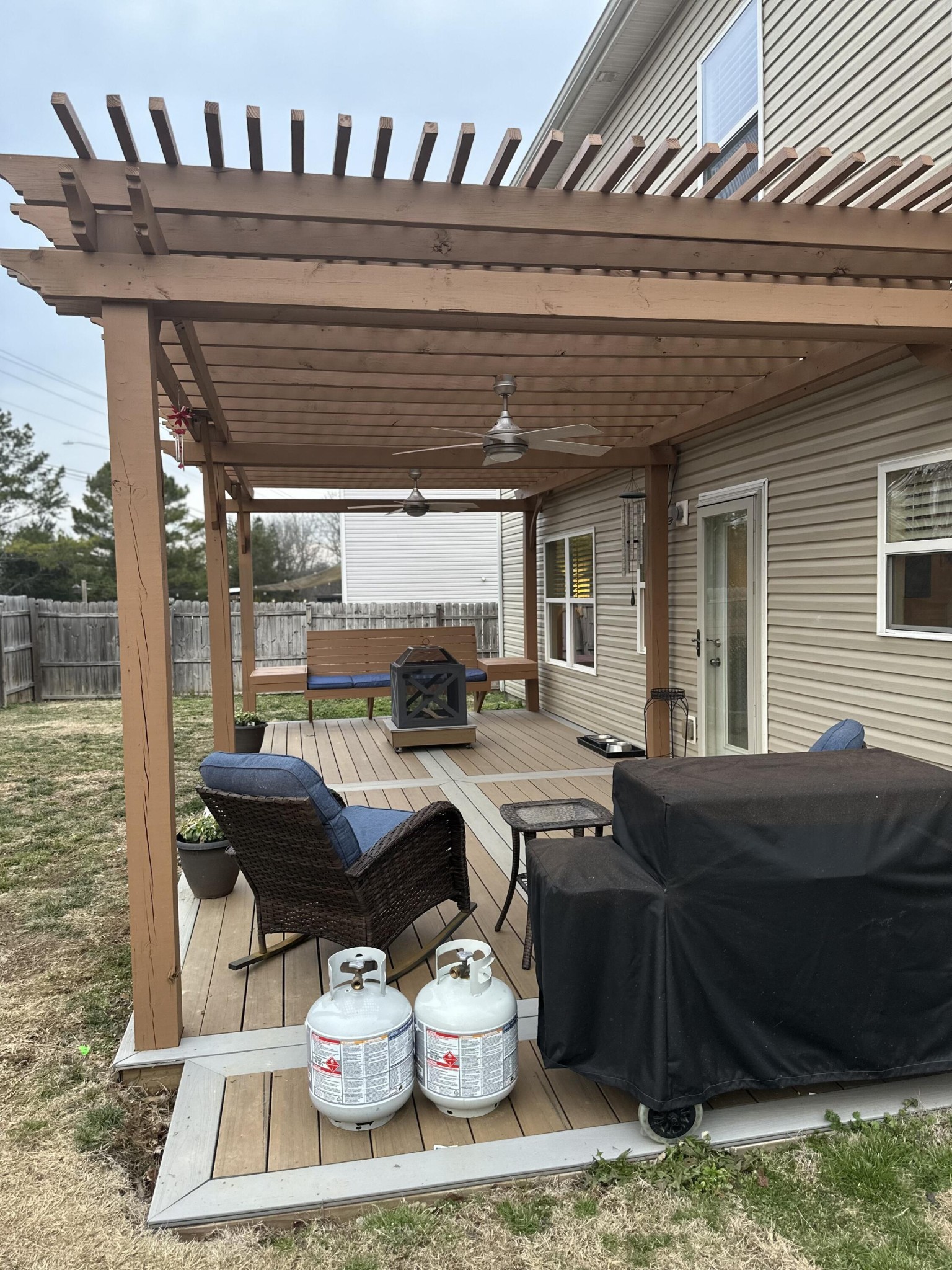 541 Burchell Lane Columbia, TN 38401 - Photo 5 of 14 a living room with furniture and a floor to ceiling window
