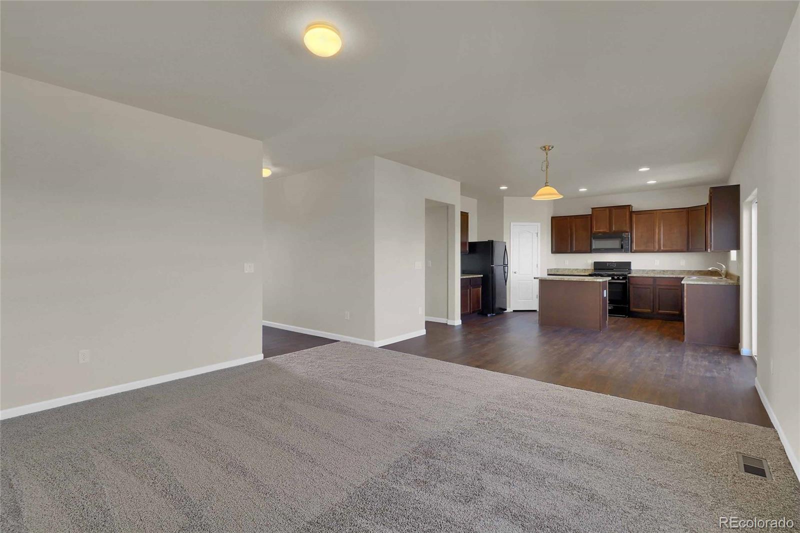 951 Ranchhand Drive Berthoud, CO 80513 - Photo 5 of 25 Gallery Image 5