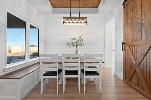 $460,000 | 823 13th Street, Wolfforth, TX 79382