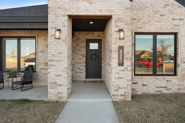 $460,000 | 823 13th Street, Wolfforth, TX 79382
