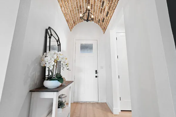 $460,000 | 823 13th Street, Wolfforth, TX 79382