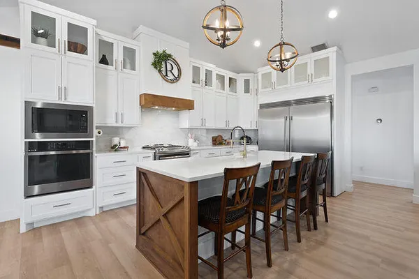 $460,000 | 823 13th Street, Wolfforth, TX 79382