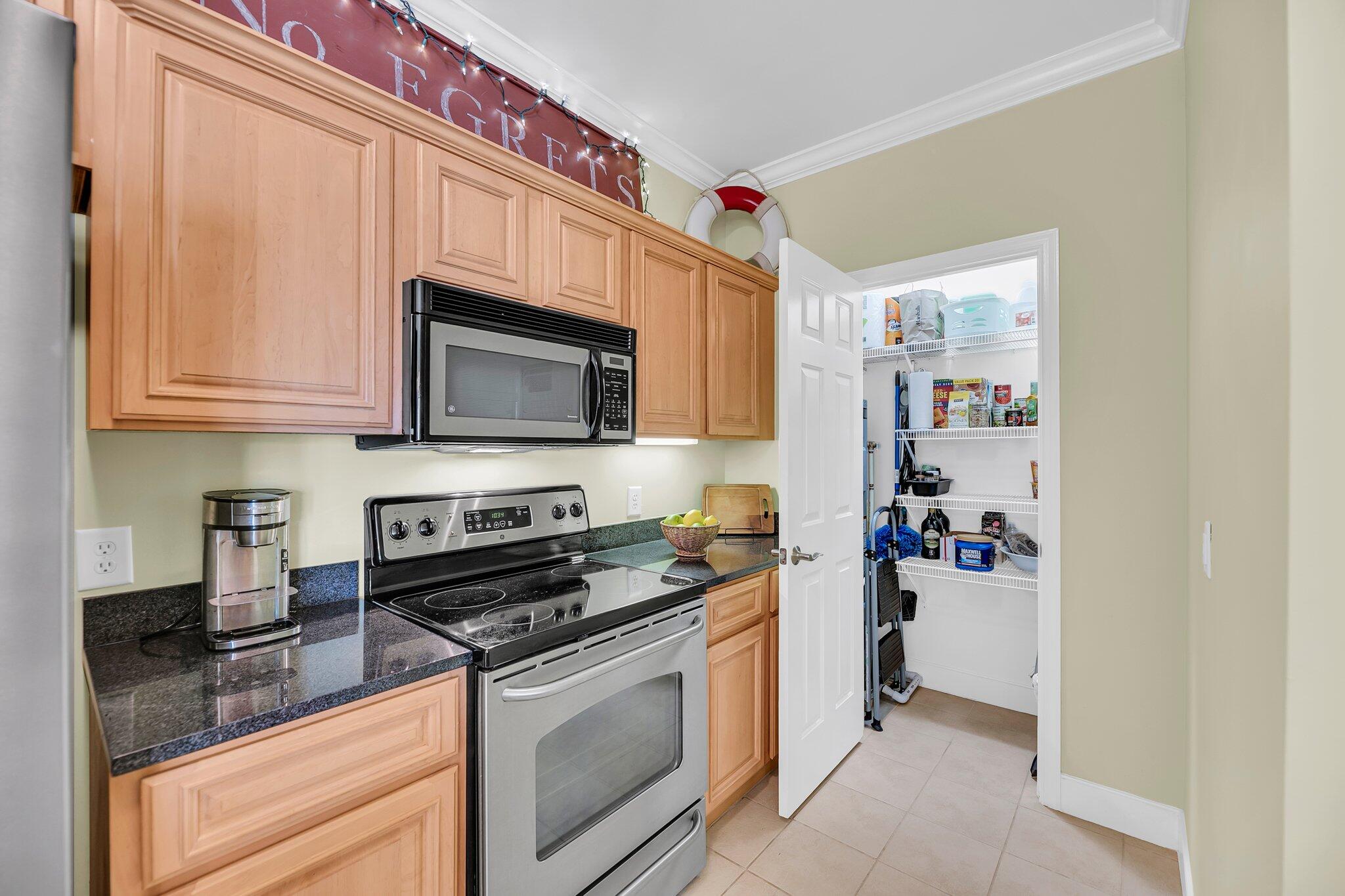 1984 Folly Road, Unit A306 Charleston, SC 29412 - Photo 6 of 33 4