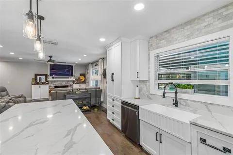 $1,550,000 | 4528 West Woodmere Road, Tampa, FL 33609