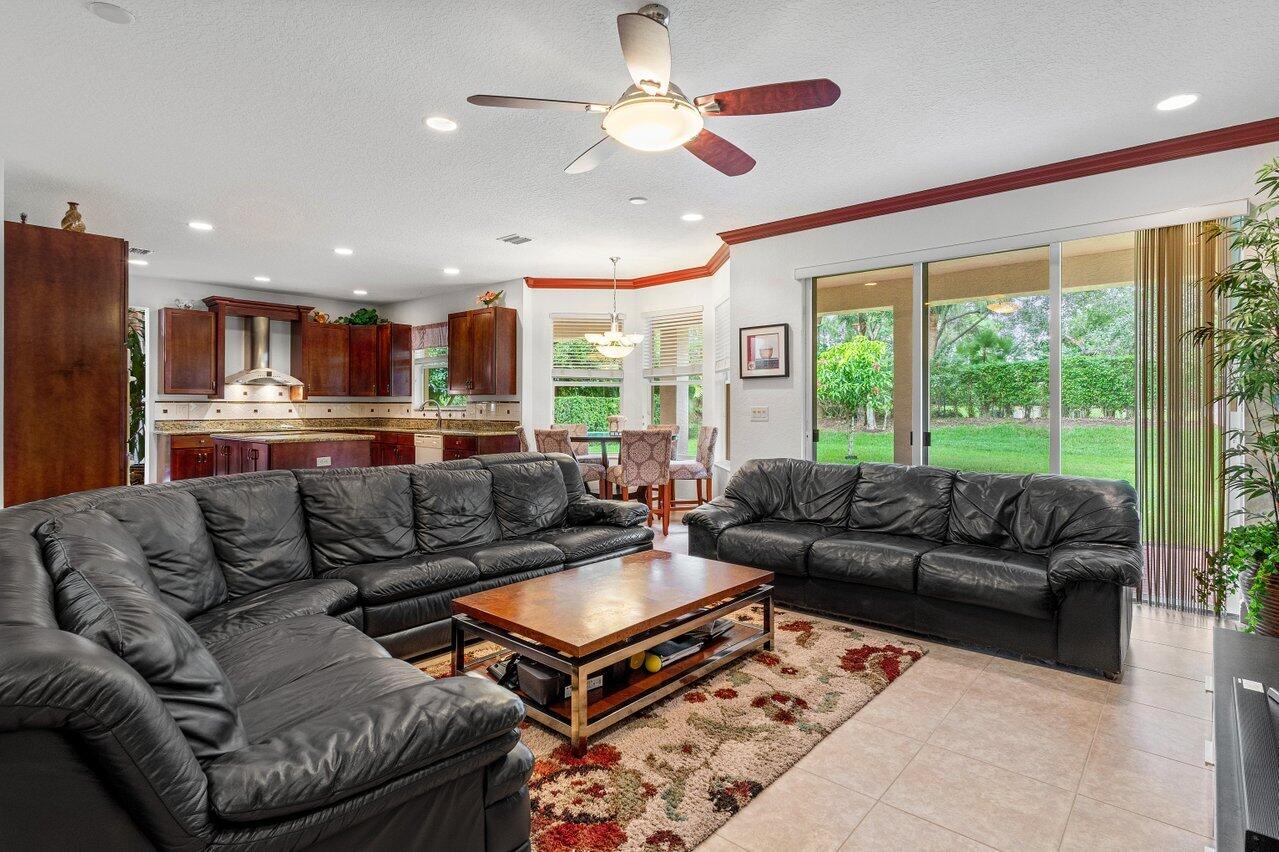 11025 Sunset Ridge Circle Boynton Beach, FL 33473 - Photo 20 of 44 020-11025SunsetRidgeCircle-BoyntonBeach-