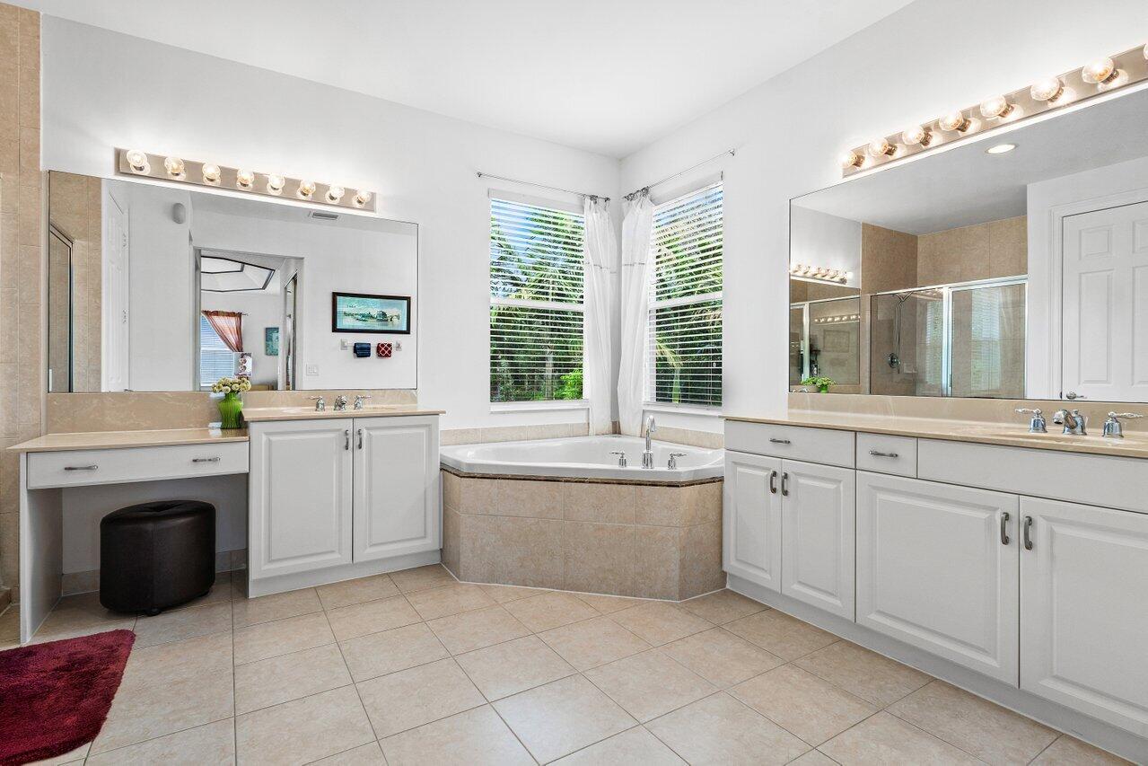 11025 Sunset Ridge Circle Boynton Beach, FL 33473 - Photo 29 of 44 027-11025SunsetRidgeCircle-BoyntonBeach-