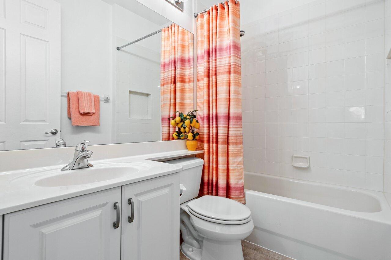 11025 Sunset Ridge Circle Boynton Beach, FL 33473 - Photo 36 of 44 011-11025SunsetRidgeCircle-BoyntonBeach-