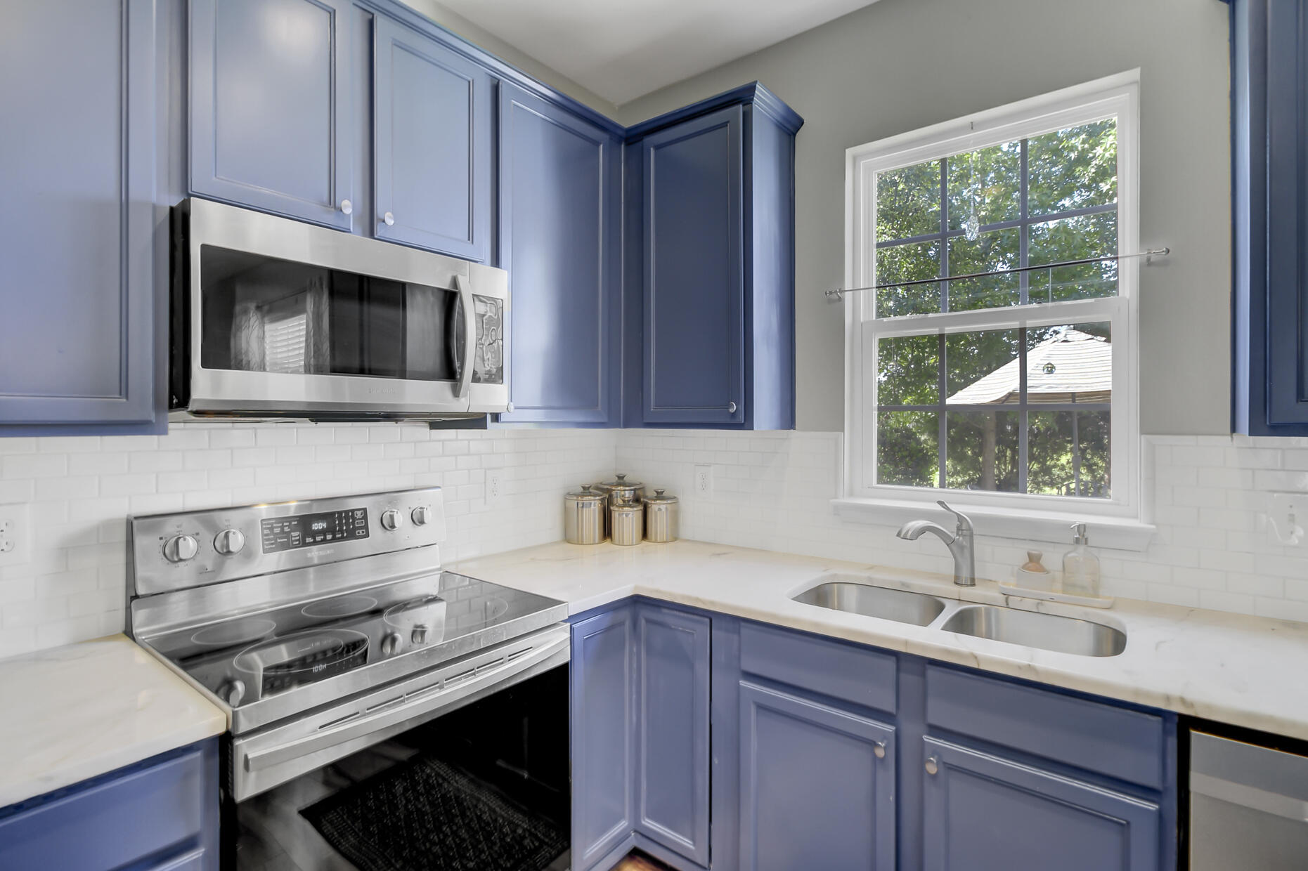 8022 Mckayla Road Summerville, SC 29483 - Photo 14 of 56 15