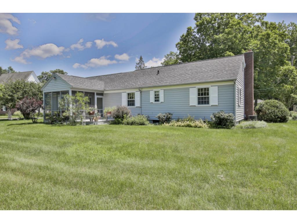 4 Cross Street Amherst, NH 03031 - Photo 15 of 16