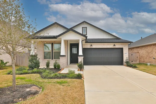 $2,600 | 19243 Palfrey Prairie Trail, Tomball, TX 77377