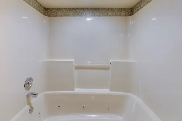 $325,000 | 11238 Cameron Parkway, Orland Park, IL 60467