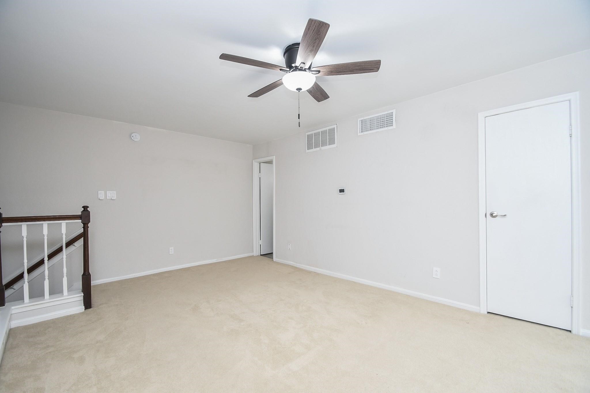 2120 El Paseo Street Houston, TX 77054 - Photo 23 of 31 a view of an empty room