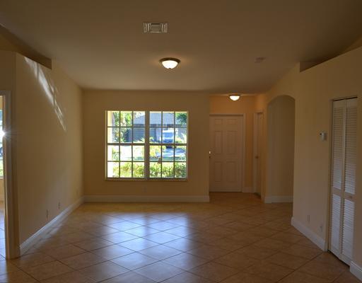 7965 Terrace Road Lantana, FL 33462 - Photo 5 of 16 Additional Photo