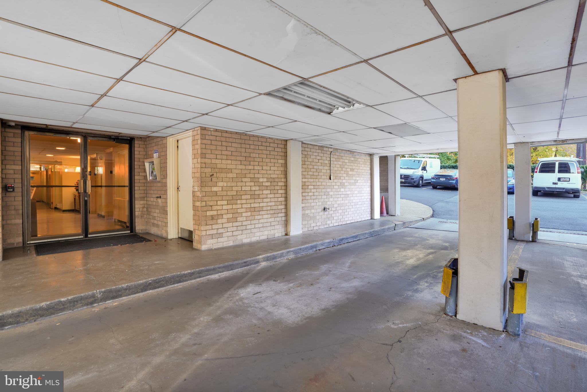 2100 Washington Avenue, Unit 2B Silver Spring, MD 20910 - Photo 33 of 34 a view of an empty room with a window