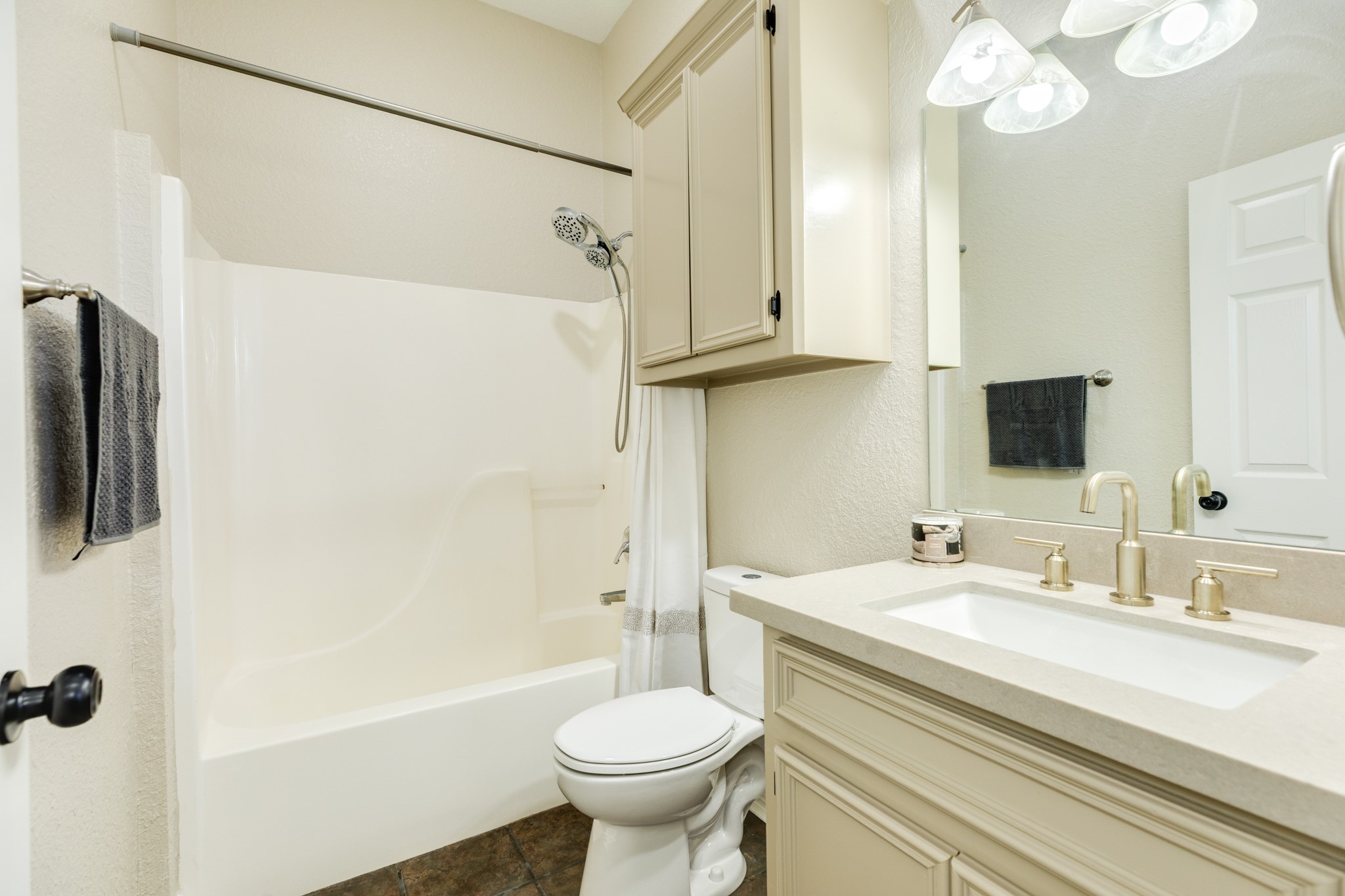 310 County Road 47 Angleton, TX 77515 - Photo 39 of 49 Downstairs full bath by office