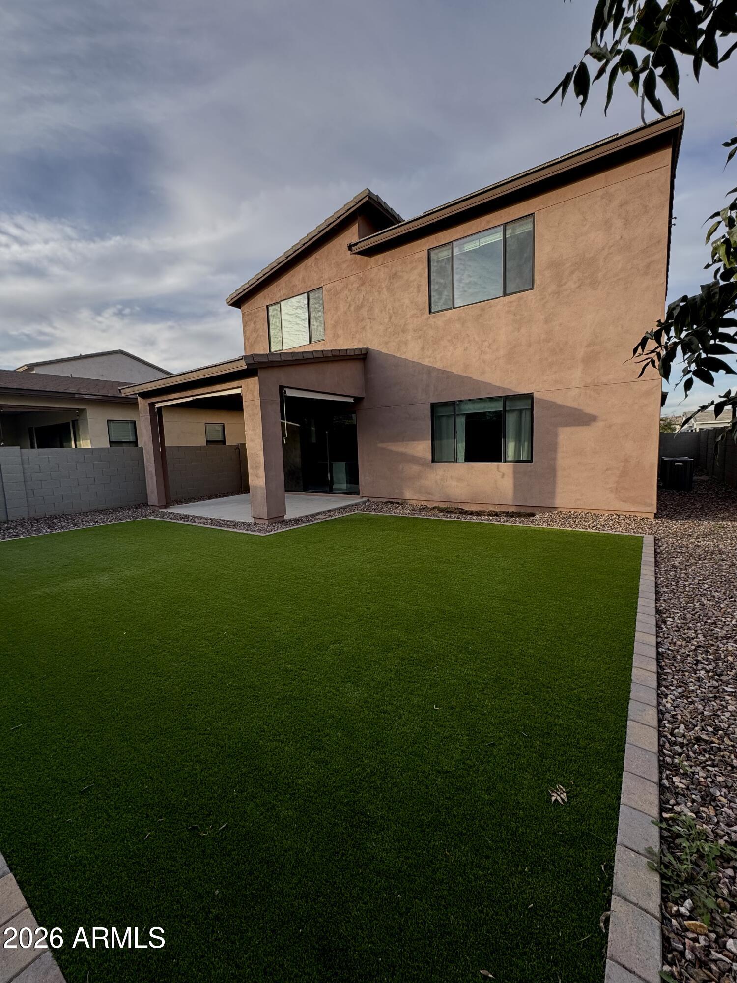 821 East Monte Way Phoenix, AZ 85042 - Photo 2 of 37 IMG_4636