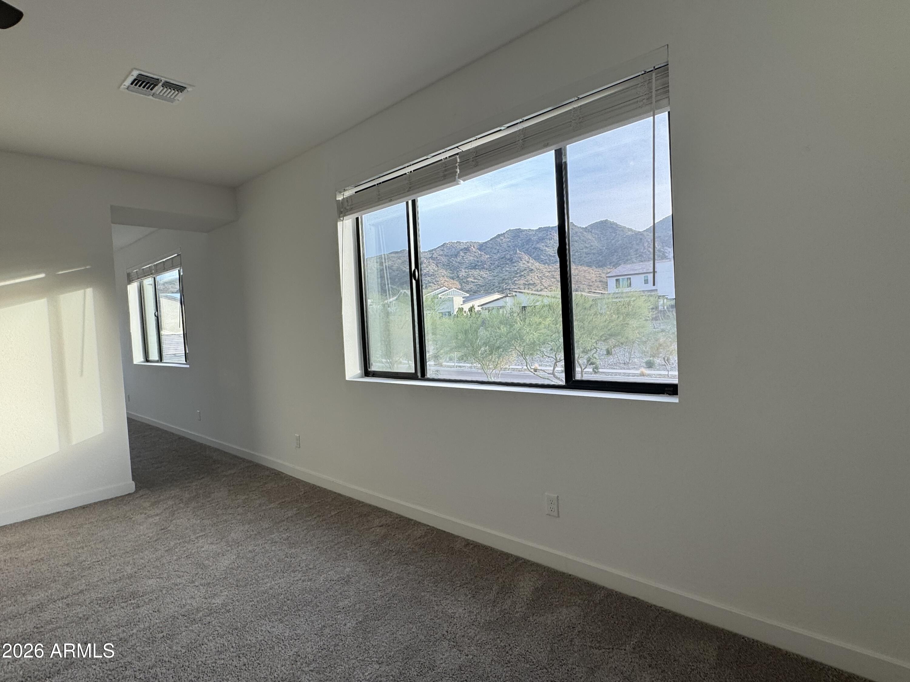 821 East Monte Way Phoenix, AZ 85042 - Photo 25 of 37 IMG_4648