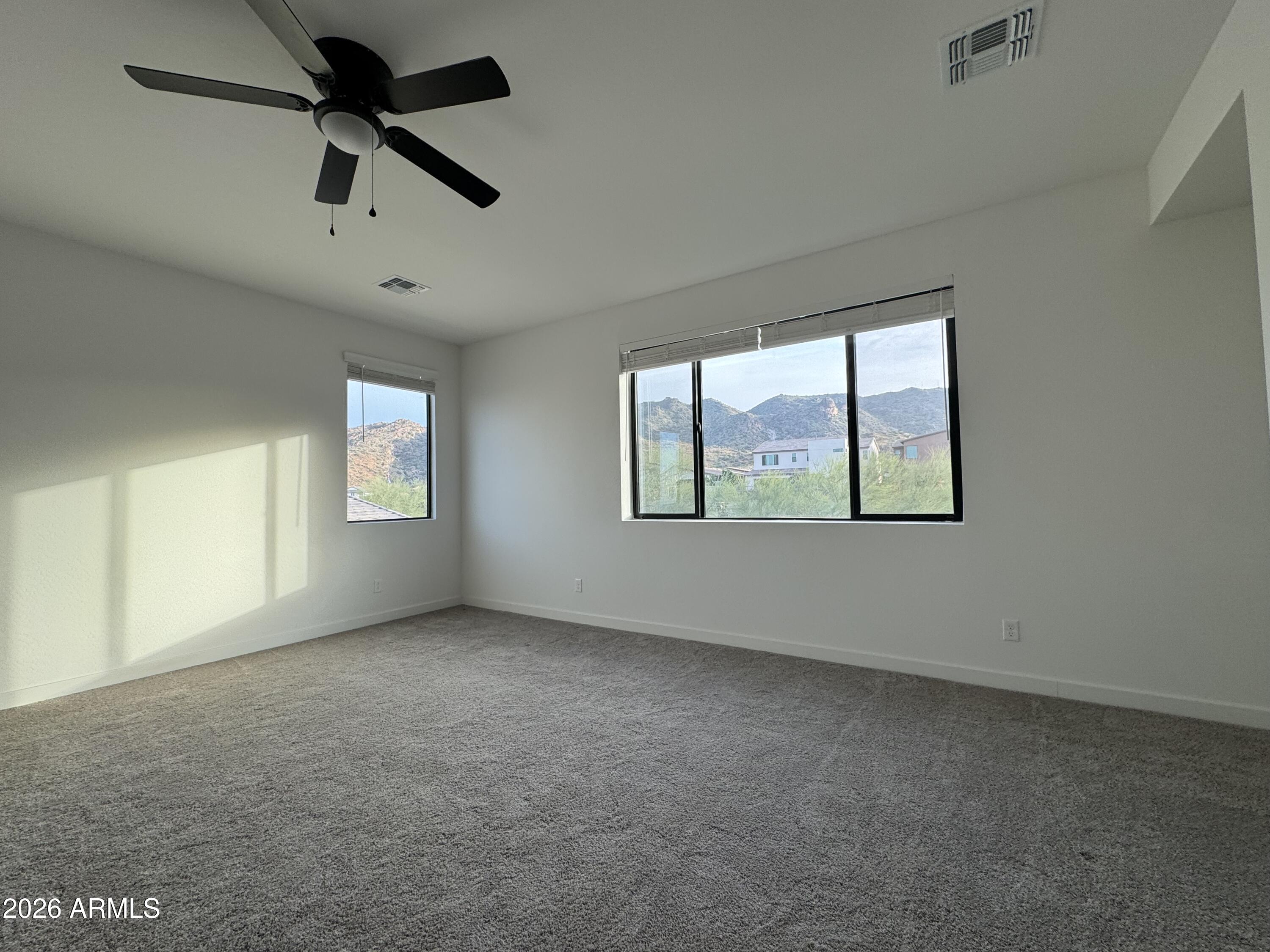 821 East Monte Way Phoenix, AZ 85042 - Photo 26 of 37 IMG_4643