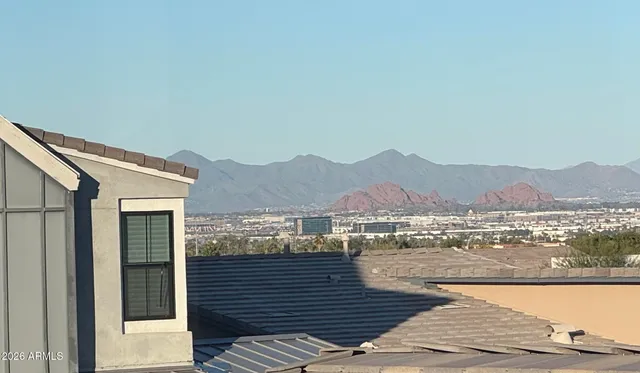 $3,800 | 821 East Monte Way, Phoenix, AZ 85042