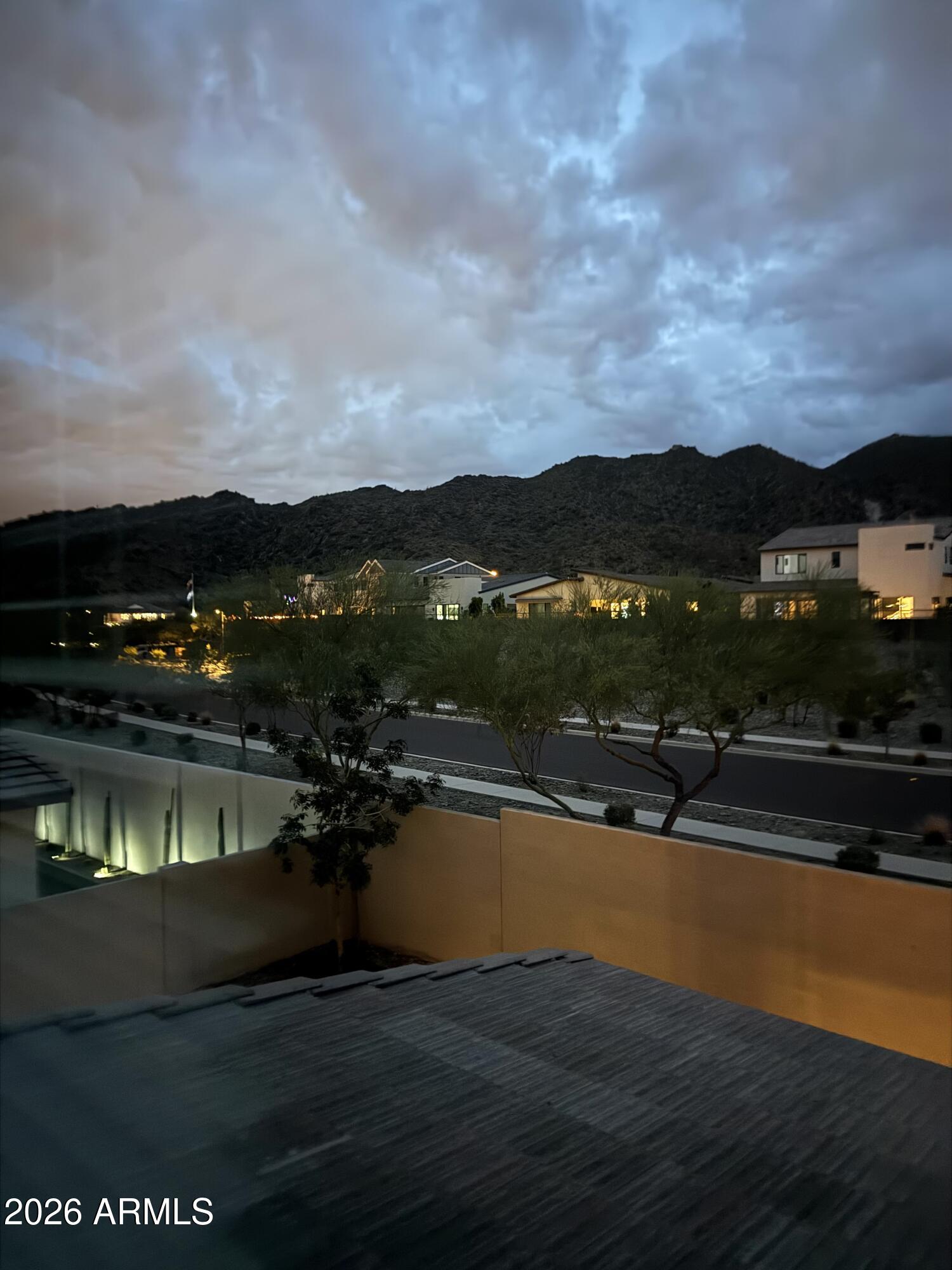 821 East Monte Way Phoenix, AZ 85042 - Photo 35 of 37 IMG_4454