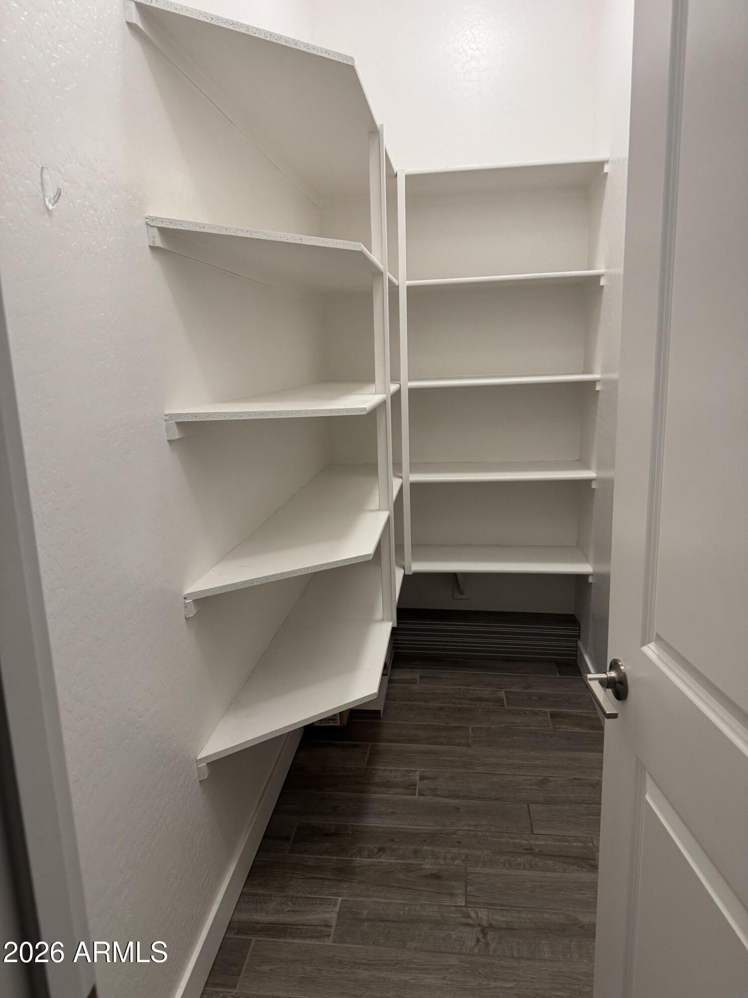 821 East Monte Way Phoenix, AZ 85042 - Photo 5 of 37 IMG_4483