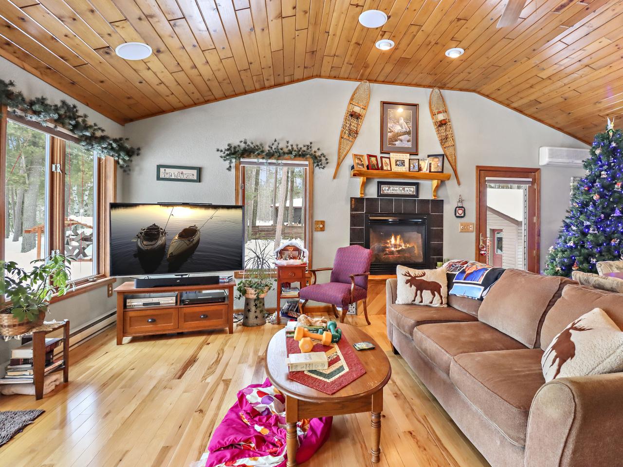5287 Rangeline Road Eagle River, WI 54521 - Photo 5 of 23 Gallery Image 5