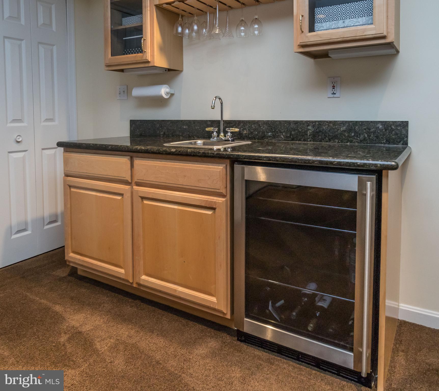 414 Riding Ridge Road Annapolis, MD 21403 - Photo 23 of 30 Great wet bar in Lower Level