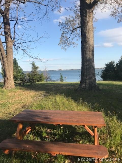 1483 Lafayette Road Gloucester Point, VA 23062 - Photo 5 of 28 Gallery Image 5