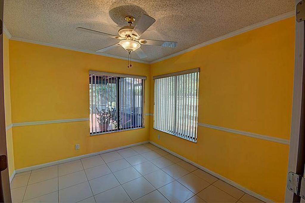 21581 Casa Monte Court Boca Raton, FL 33433 - Photo 5 of 11 Bonus room/den/office