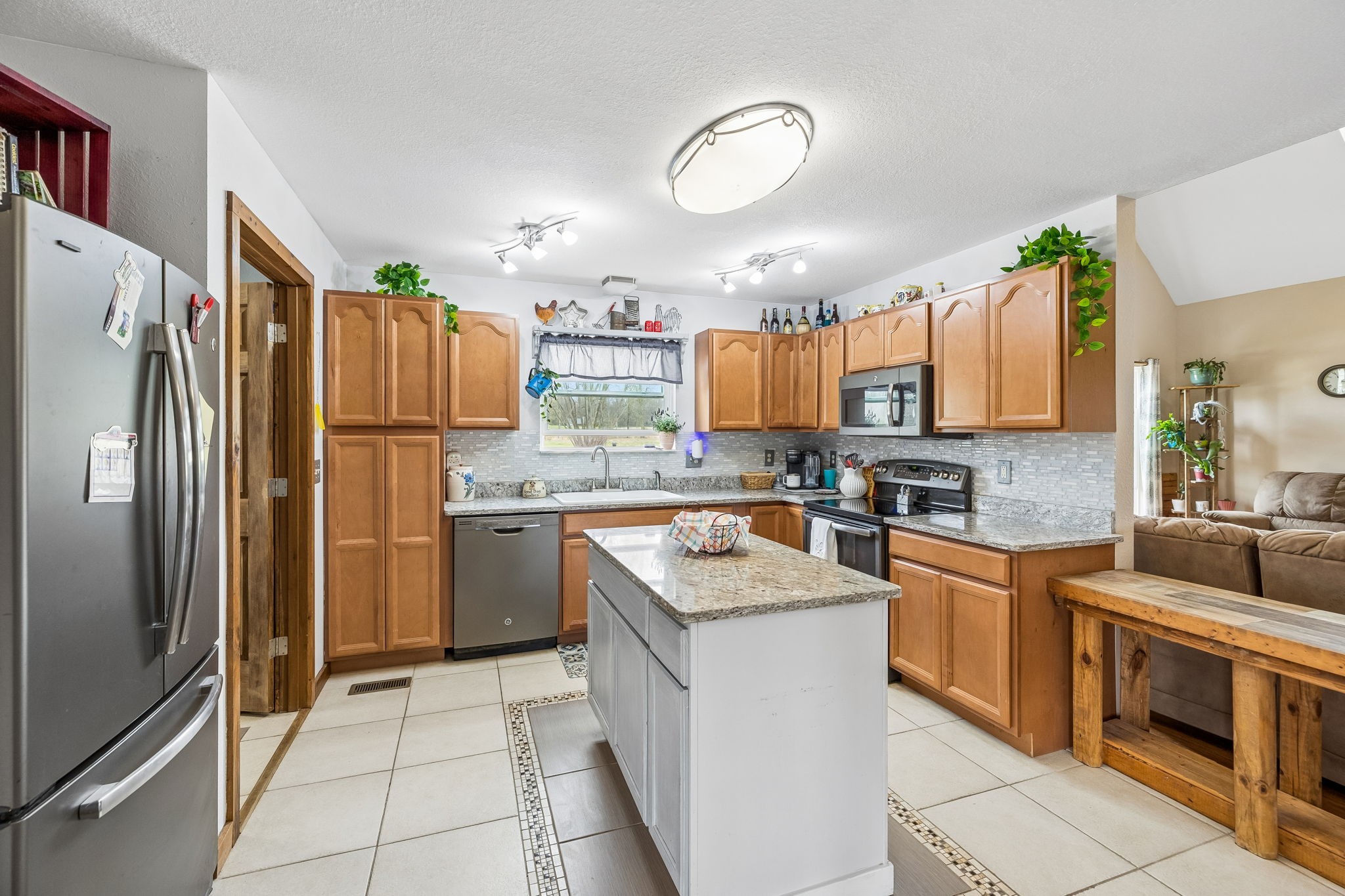 95 Floyd Lane Decherd, TN 37324 - Photo 11 of 65