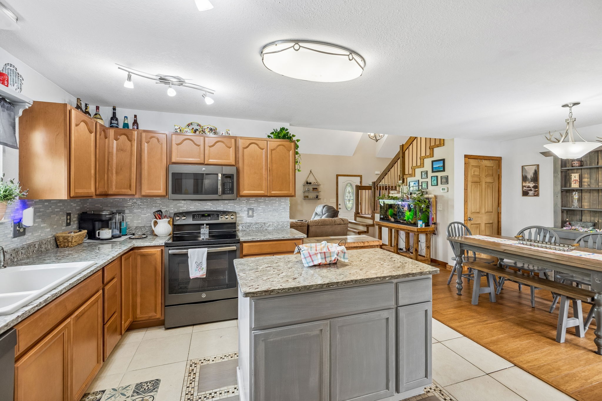 95 Floyd Lane Decherd, TN 37324 - Photo 10 of 65