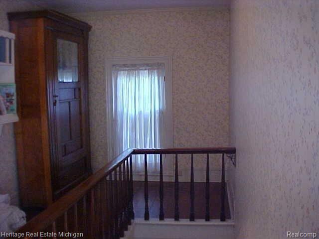 504 North State Street Howell, MI 48843 - Photo 15 of 19 Attractive Wood Spindles