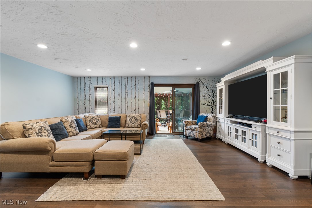 22500 Center Ridge Road, Unit D Rocky River, OH 44116 - Photo 5 of 43 Gallery Image 5