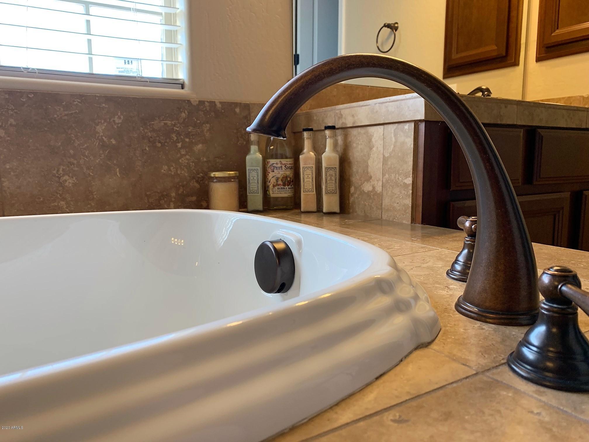 7009 West Fremont Road Laveen, AZ 85339 - Photo 26 of 64 Master updated rub oil bronze fixtures