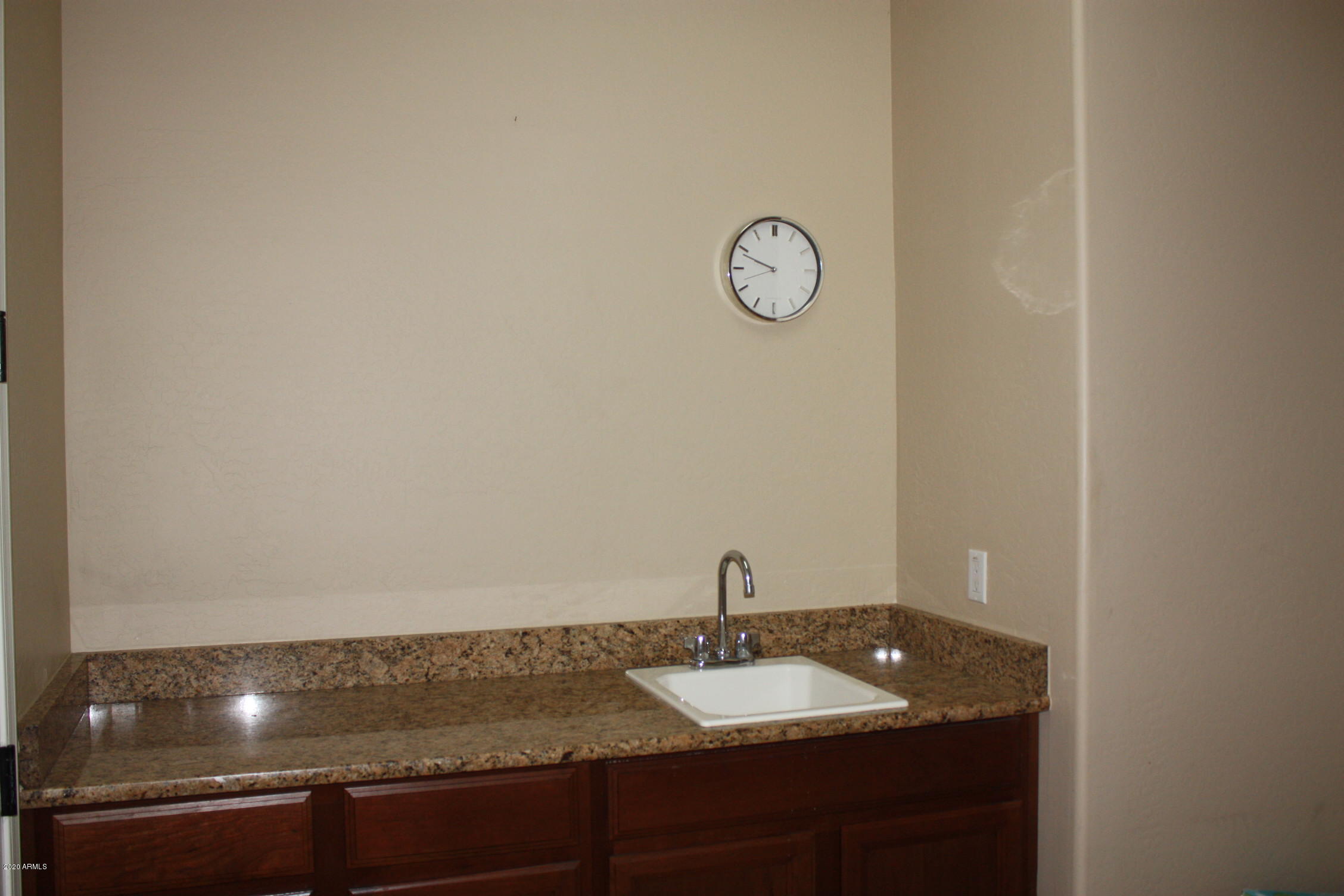 7009 West Fremont Road Laveen, AZ 85339 - Photo 51 of 64 Laundry granite counter