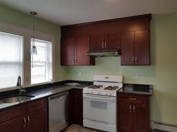 98-100 Colby Road Quincy, MA 02171 - Photo 3 of 13 Gallery Image 3
