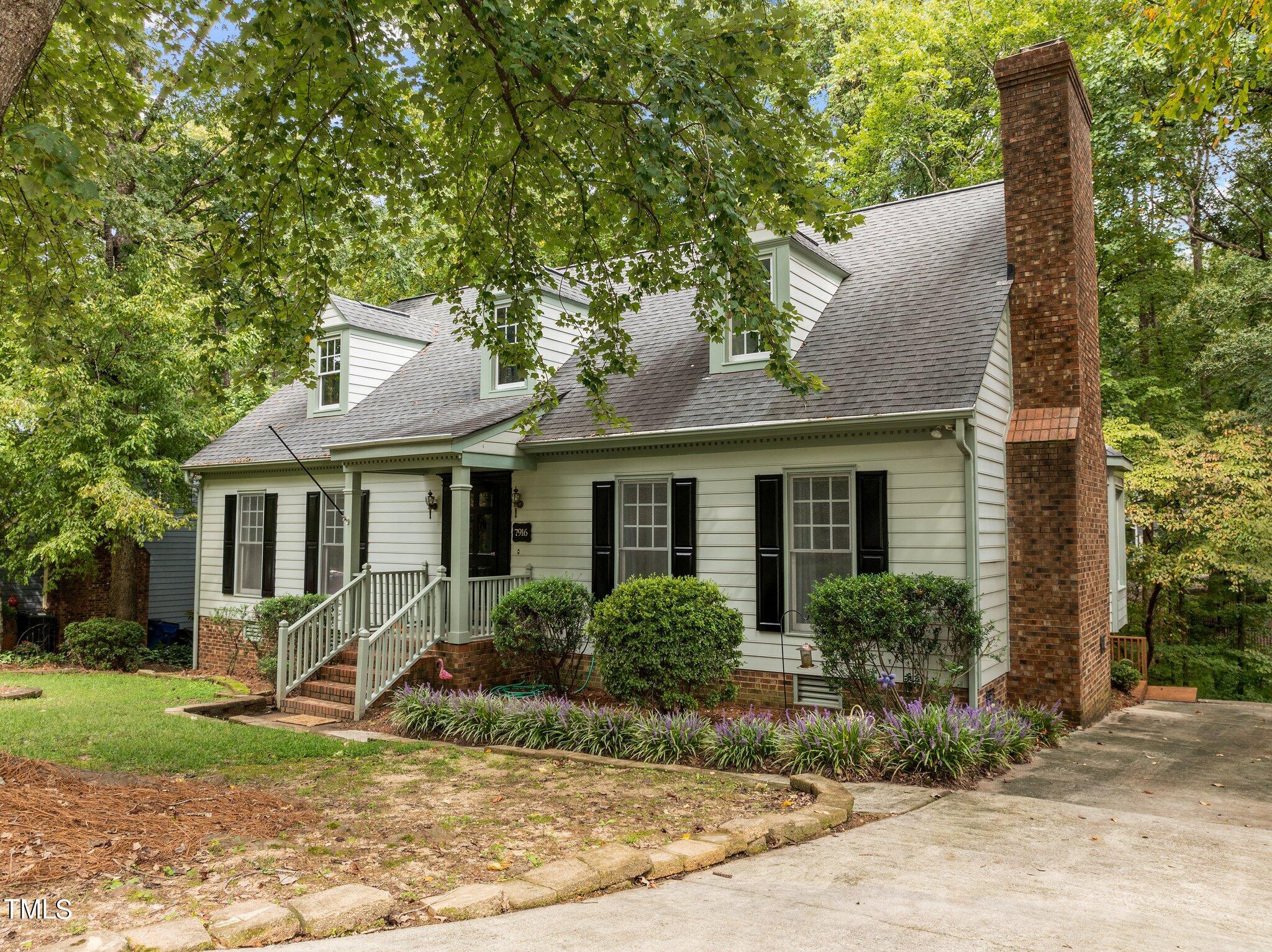 7916 Hilburn Drive Raleigh, NC 27613 - Photo 2 of 24 31-web-or-mls-DJI_0832