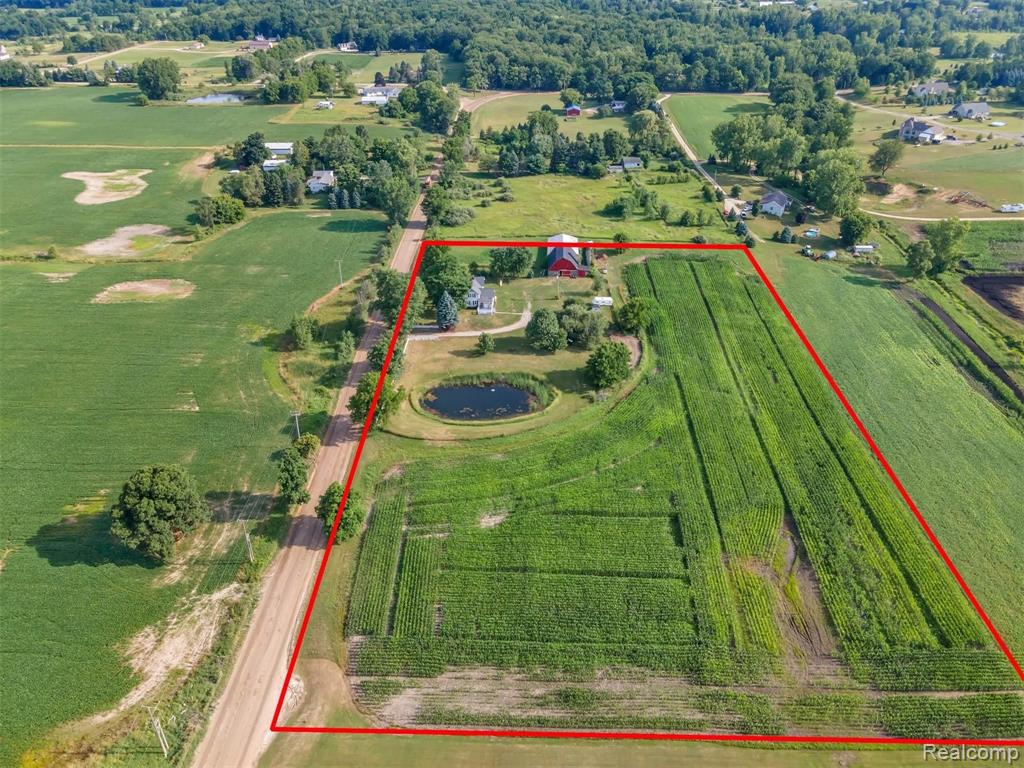 3873 Chase Lake Road Howell, MI 48855 - Photo 33 of 47