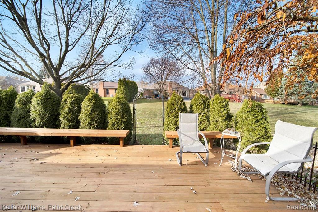 1652 Hillside Lane Rochester Hills, MI 48307 - Photo 32 of 32